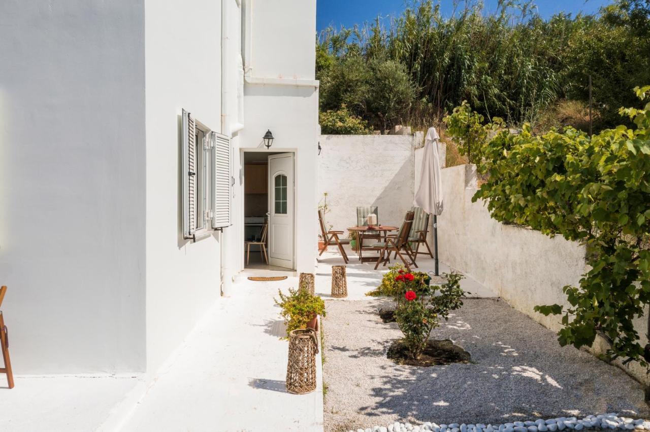 Olive Breeze Villa Kissamos Exterior photo